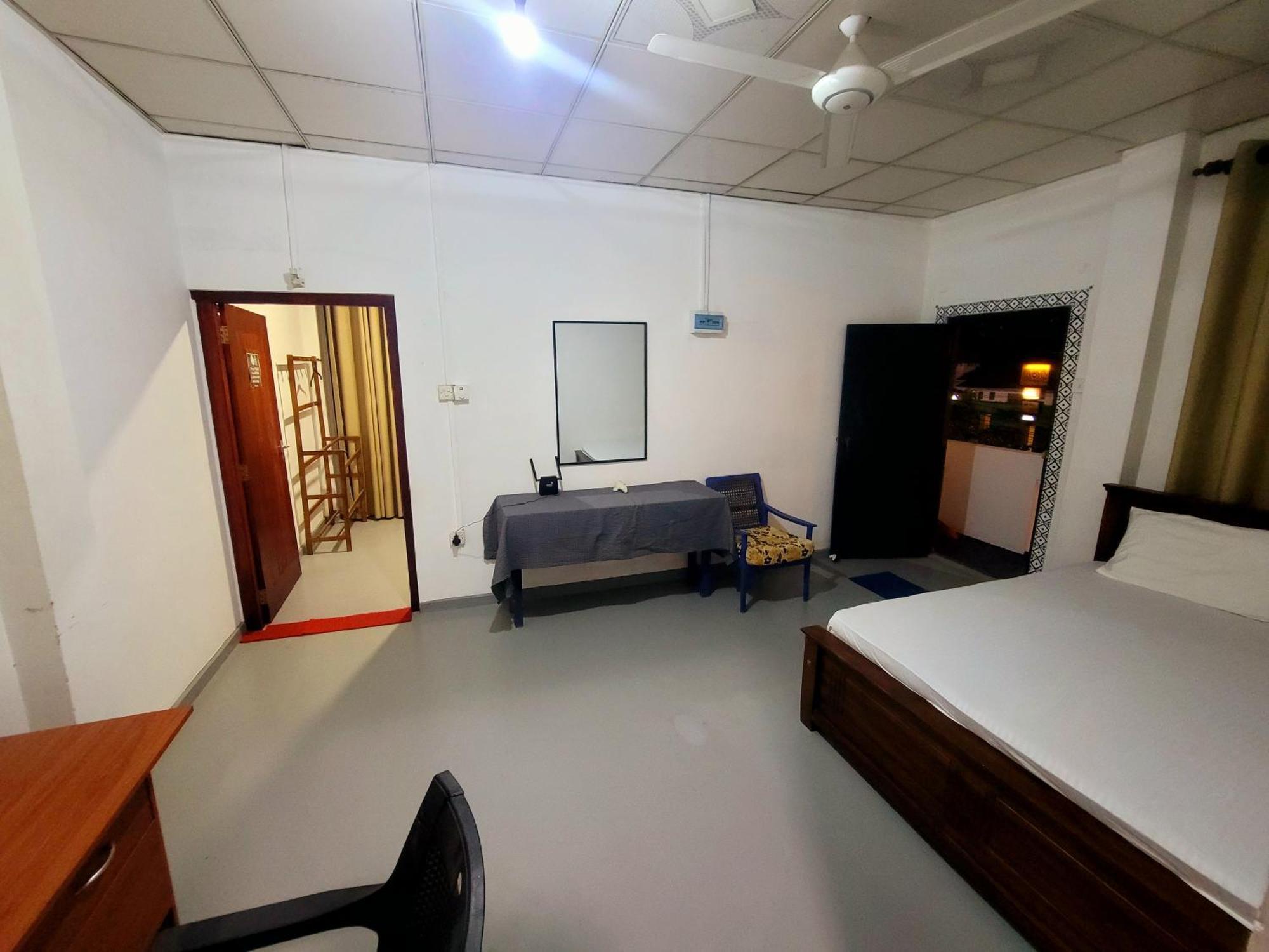 New Coral Garden Weligama Hotell Exteriör bild