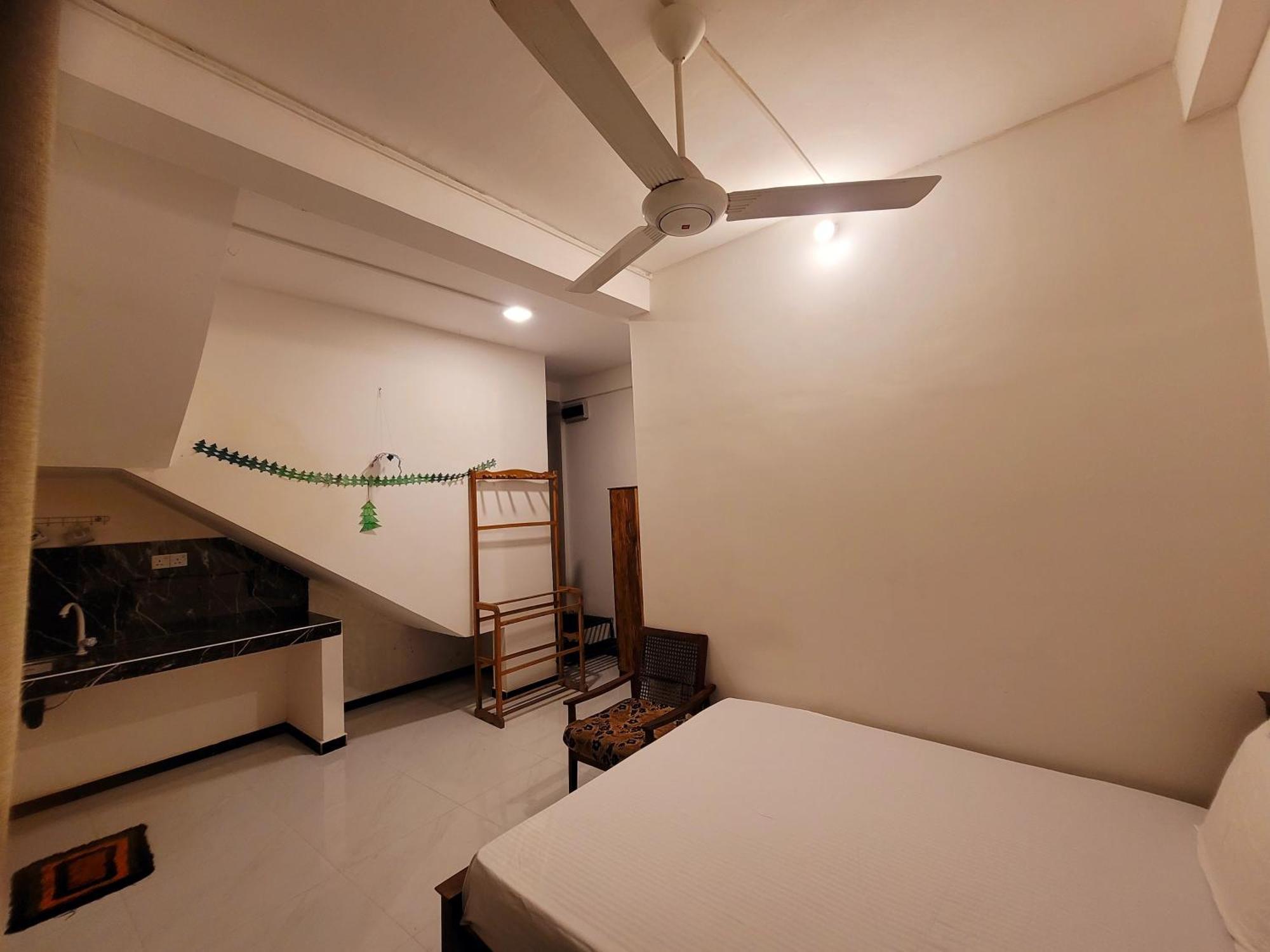 New Coral Garden Weligama Hotell Exteriör bild